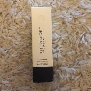 monat rejuveniqe oil